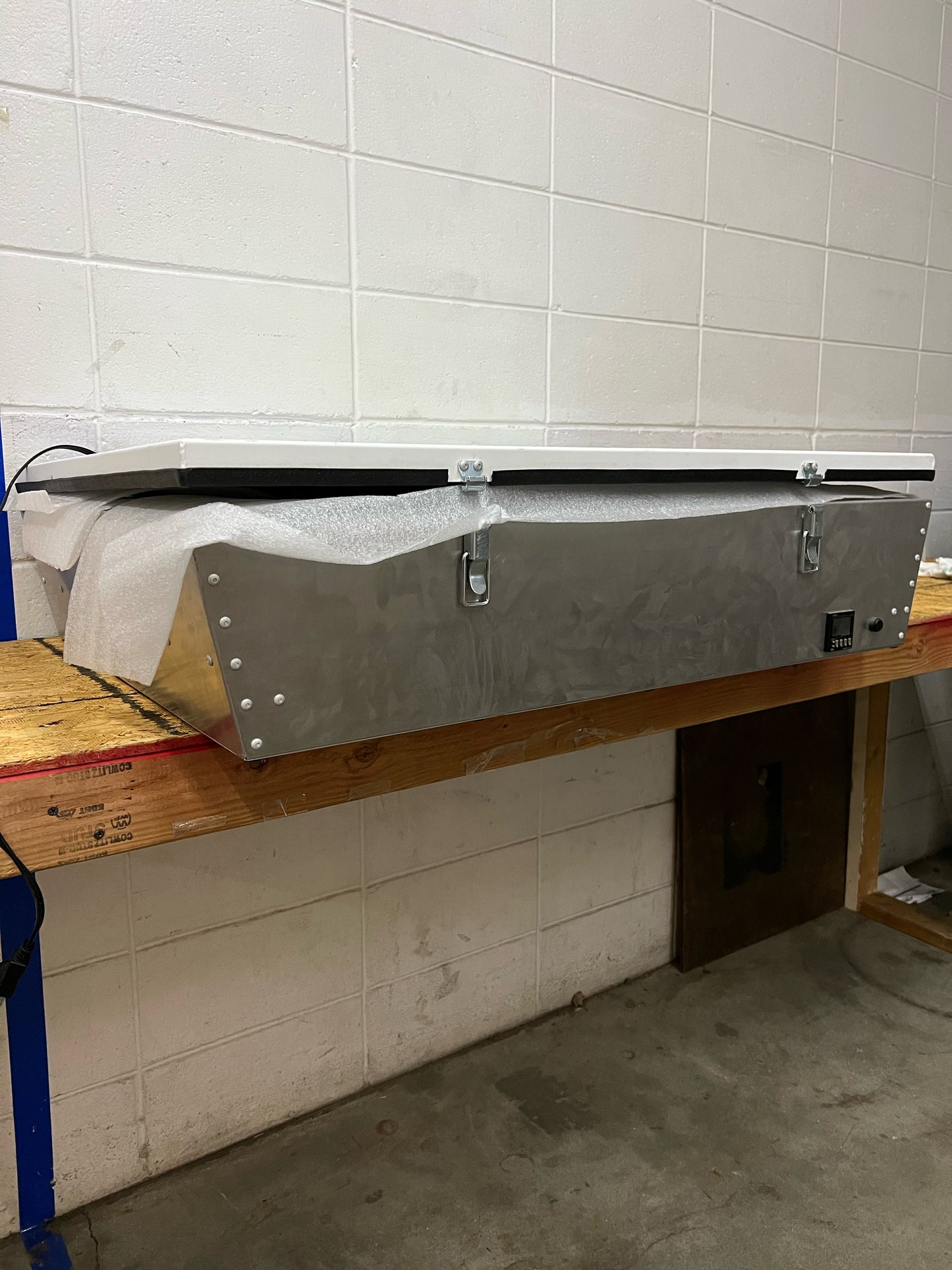 Screen printing 38’x27’ Exposure Unit